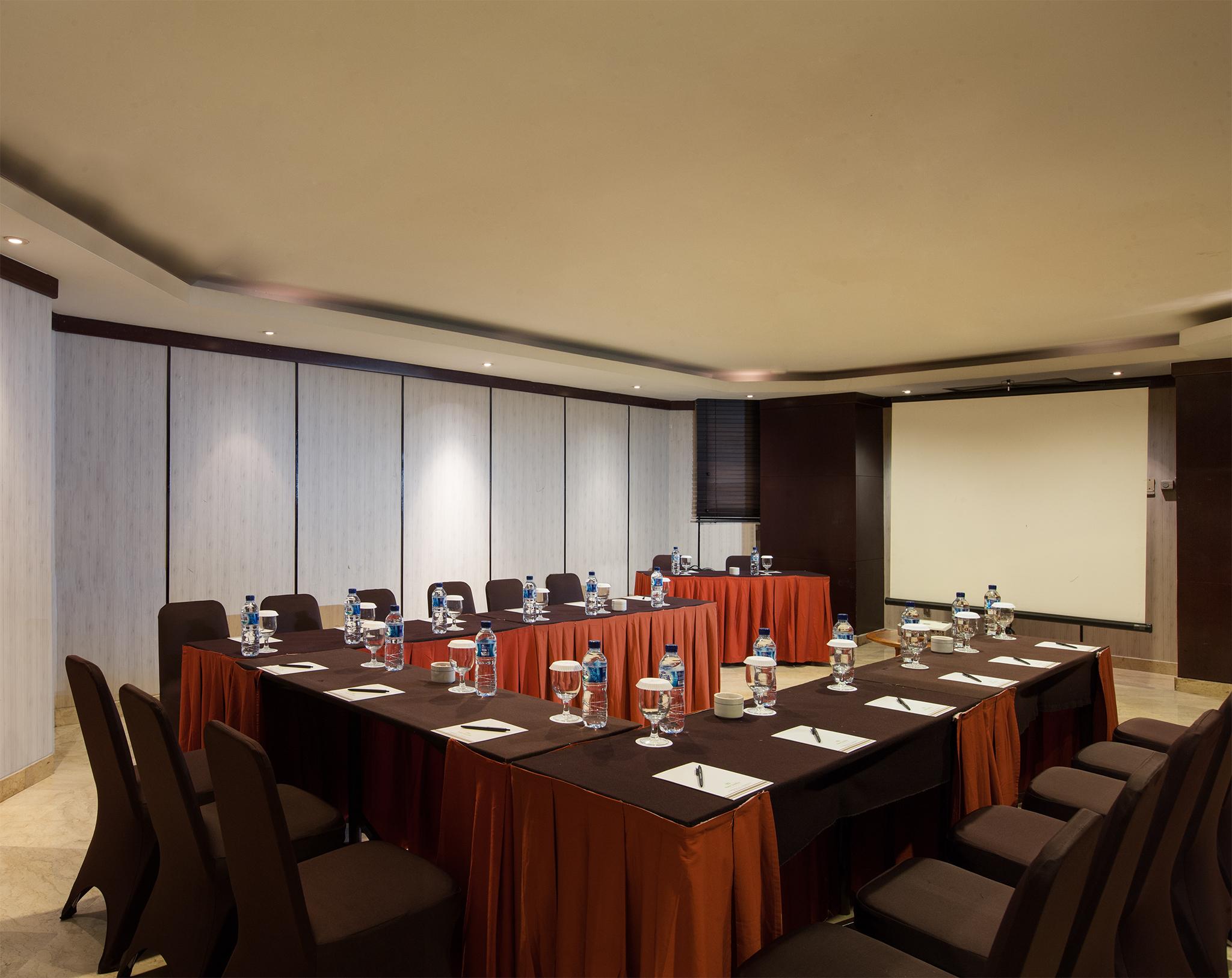 Hotel Santika Premiere Semarang Extérieur photo
