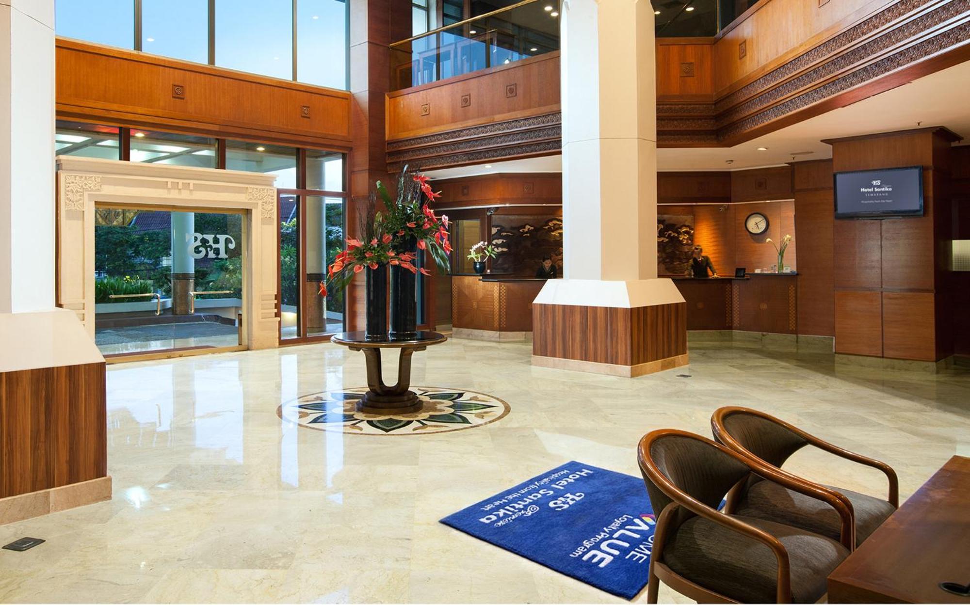 Hotel Santika Premiere Semarang Extérieur photo