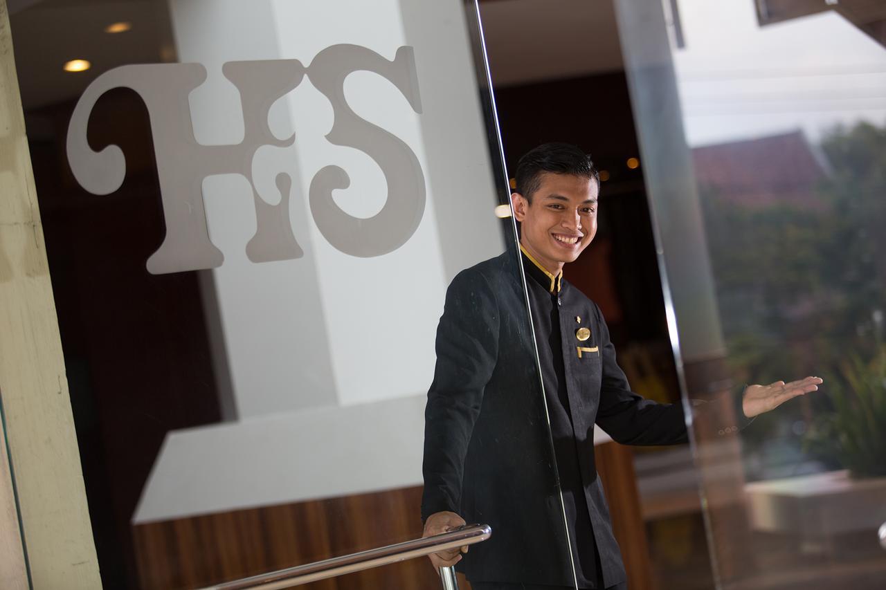 Hotel Santika Premiere Semarang Extérieur photo